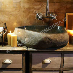 Badkamer met betonstuc (beton ciré)
