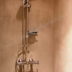 Badkamer met betonstuc (beton ciré)