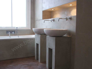 Badkamer met betonstuc (beton ciré)