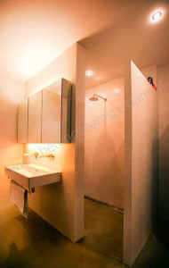 Badkamer met betonstuc (beton ciré)