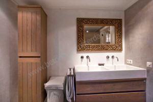Badkamer met betonstuc (beton ciré)