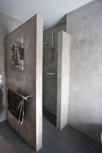 Badkamer met betonstuc (beton ciré)